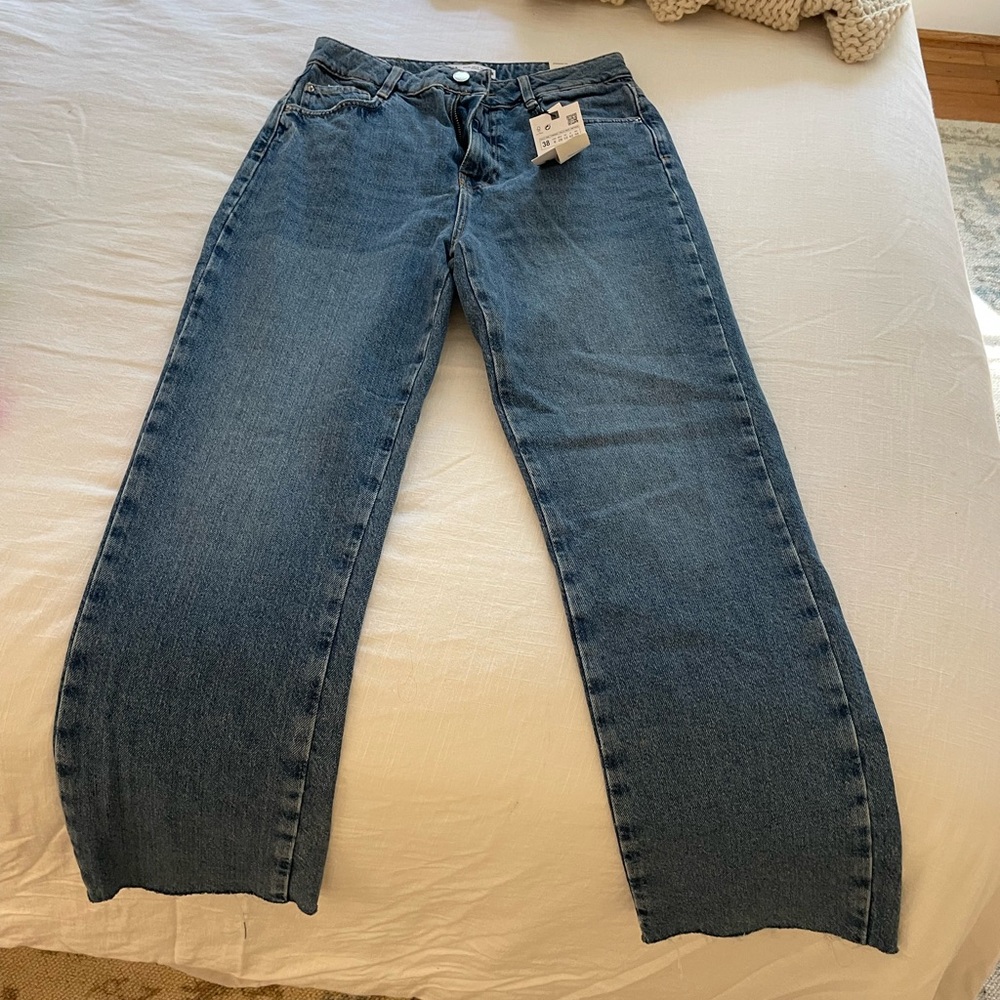 NWT Zara straight leg jeans, size 38 / US 6